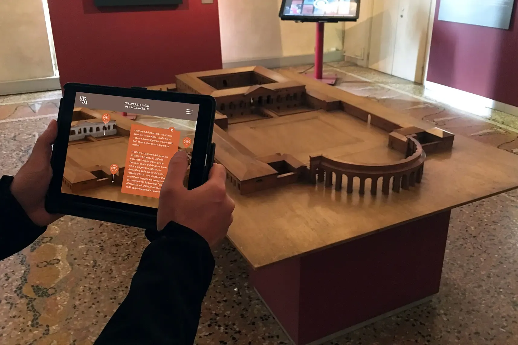 Esperienza con Realtà Virtuale e App Mobile