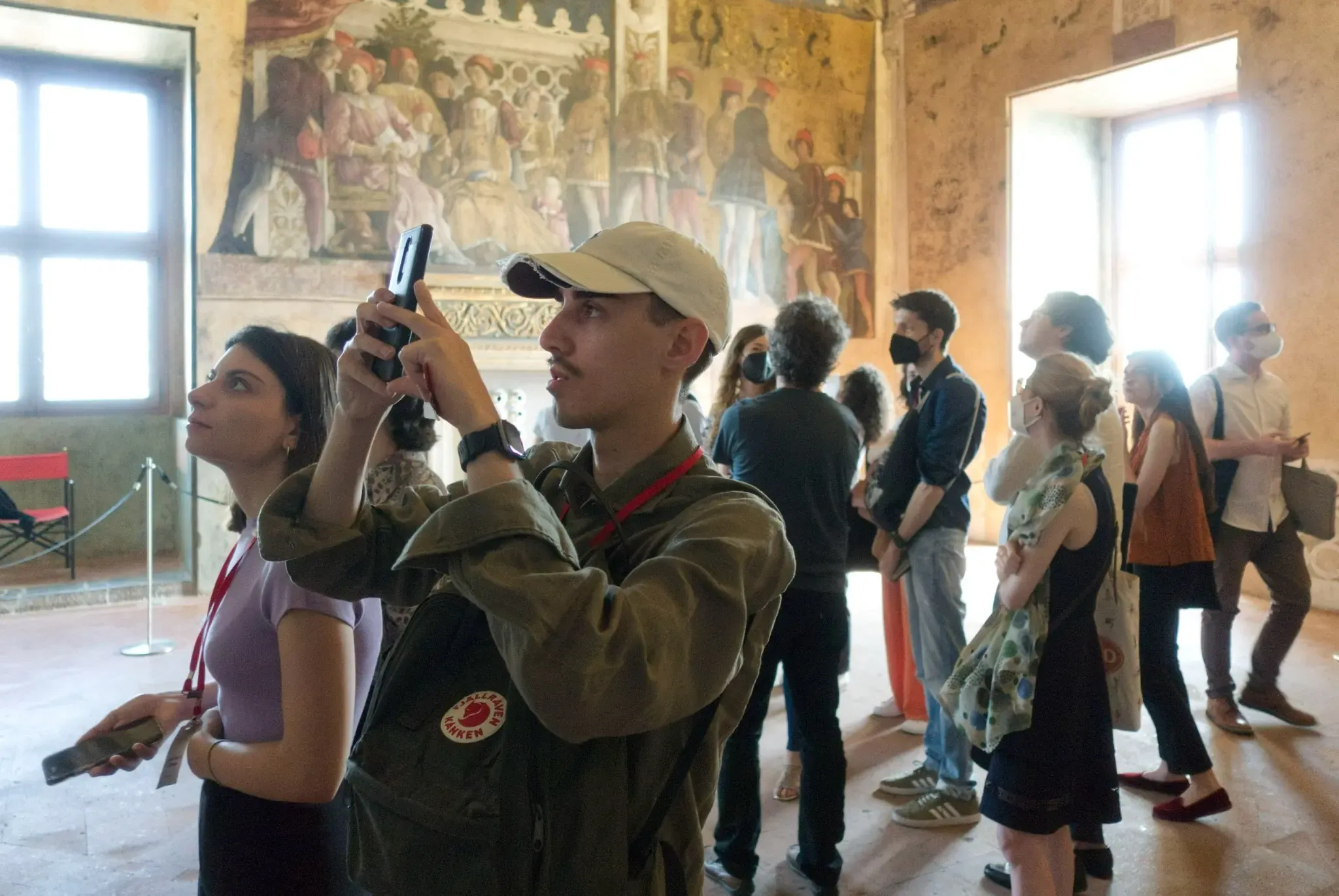 New app with multiple thematic tours
